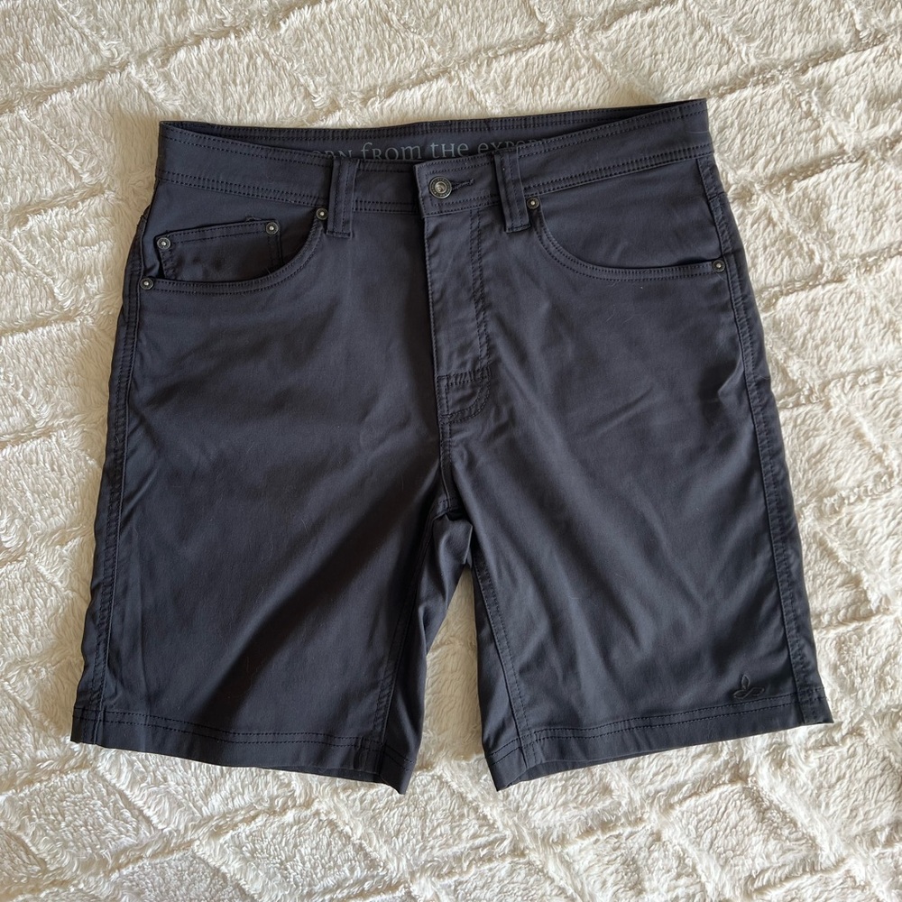 Men’s Prana shorts